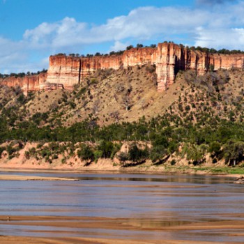 One cannot stop looking at these cliffs
